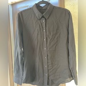 UNIQLO Woman Rayon Long-Sleeve Blouse Size Med, Color Black